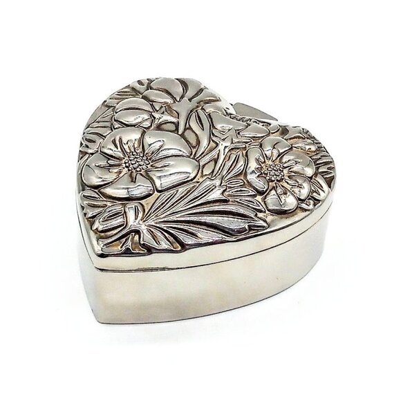 Vintage International Silver Floral Heart-Shaped Trinket Box - Picture 2 of 7